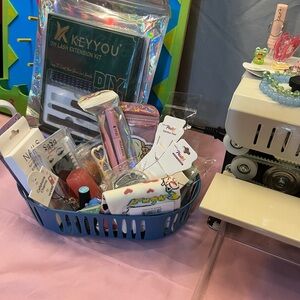 Mysterious Bag Pulls